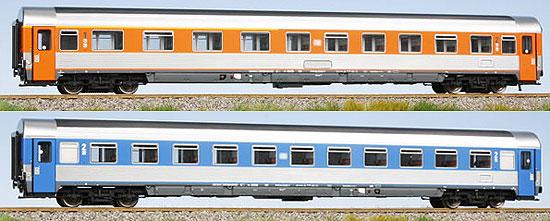 Set of 2 passenger cars<br /><a href='images/pictures/LS_Models/46012.jpg' target='_blank'>Full size image</a>